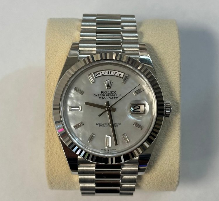 Rolex Day-date 40 Platinum Mop Dial M228236-0026