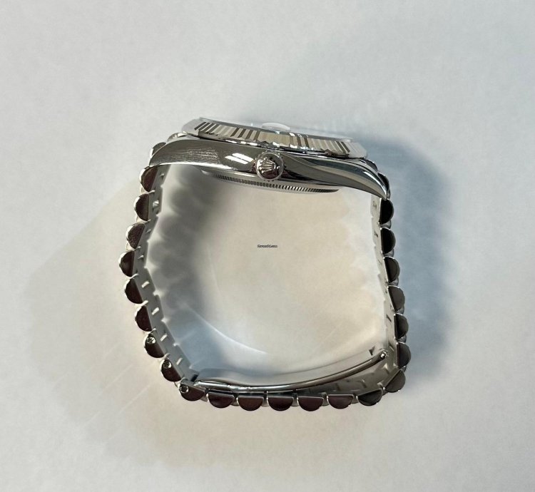 Rolex Day-date 40 Platinum Mop Dial M228236-0026