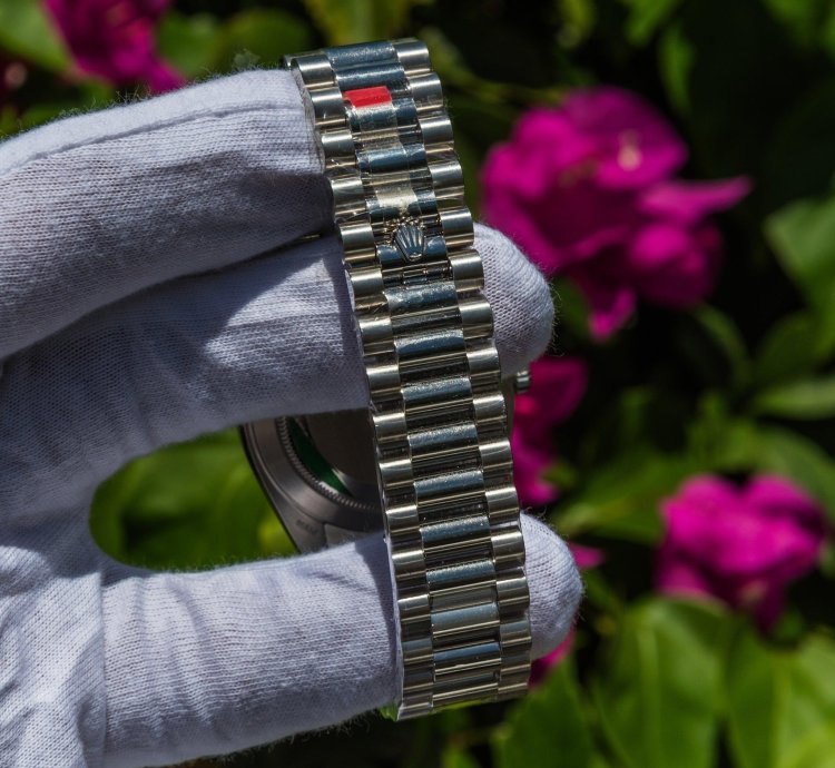 Rolex Day-date 40 Unworn 2022 Day-date 40mm Platinum Blue Arabic 228206