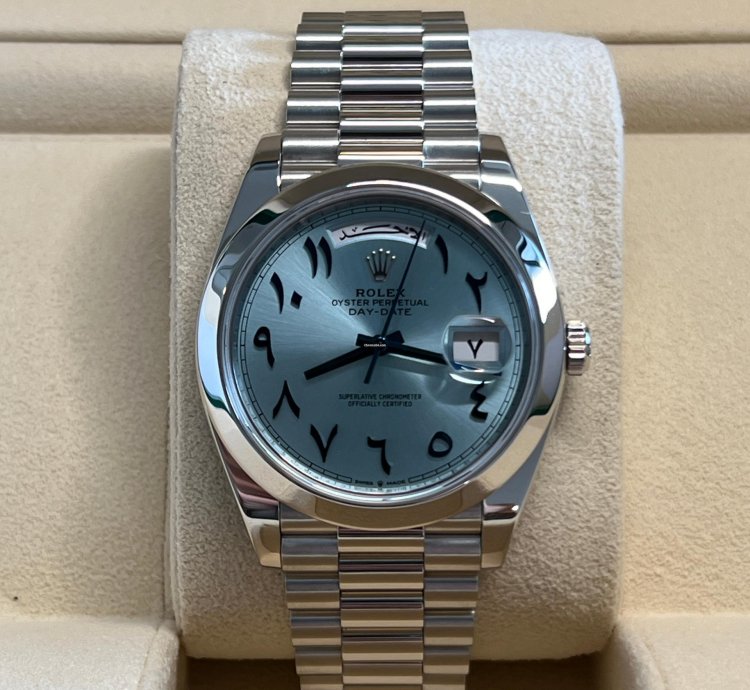 Rolex Day-date 40 Unworn Platinum Day-date Presidential Ice Blue Arabic Dial 228206