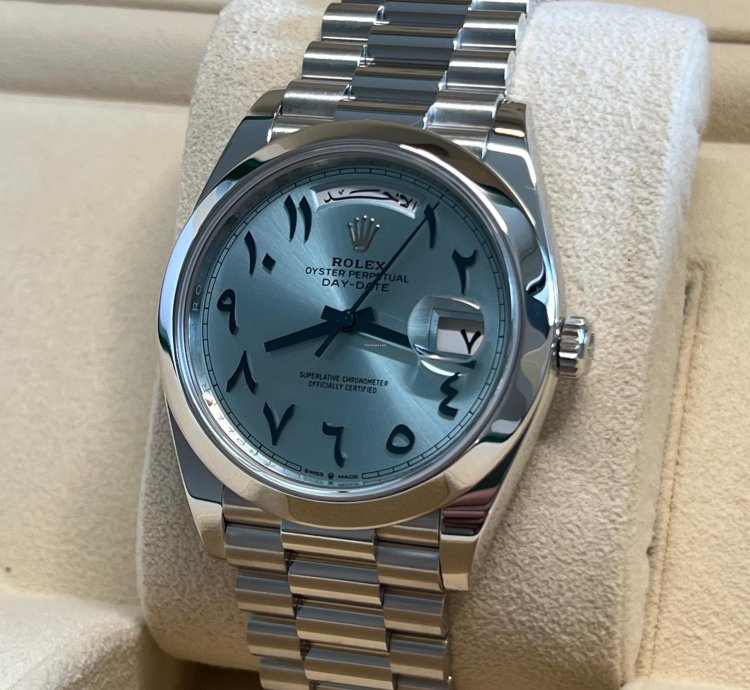 Rolex Day-date 40 Unworn Platinum Day-date Presidential Ice Blue Arabic Dial 228206