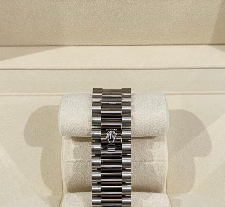 Rolex Day-date 40 White Gold Day-date 40 Pav Sapphire Baguette Diamond Dial 2023 Unworn 228349rbr