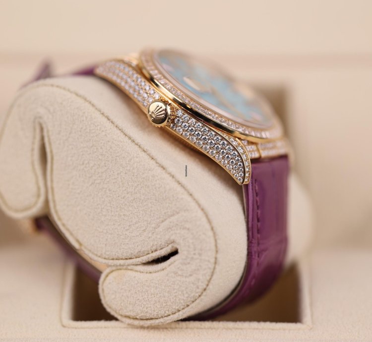 Rolex Day-date Purple Strap Blue Dial Factory Daydate Diamonds - 2023 - Lc100 - Neu Ungetragen - Fullse