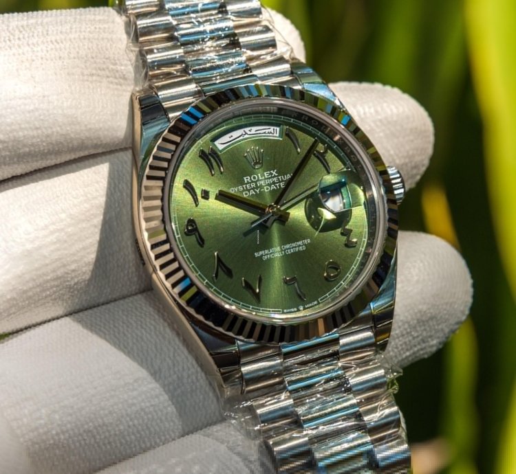 Rolex Day-date Unworn 2022 Day-date Green Arabic Fluted 228236