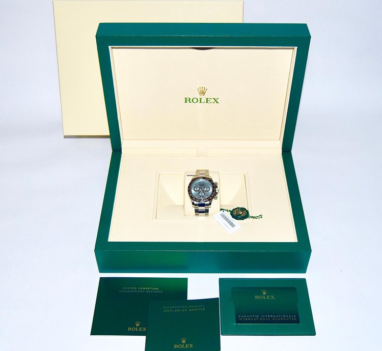 Rolex Daytona 116506 Box And Papers 2022