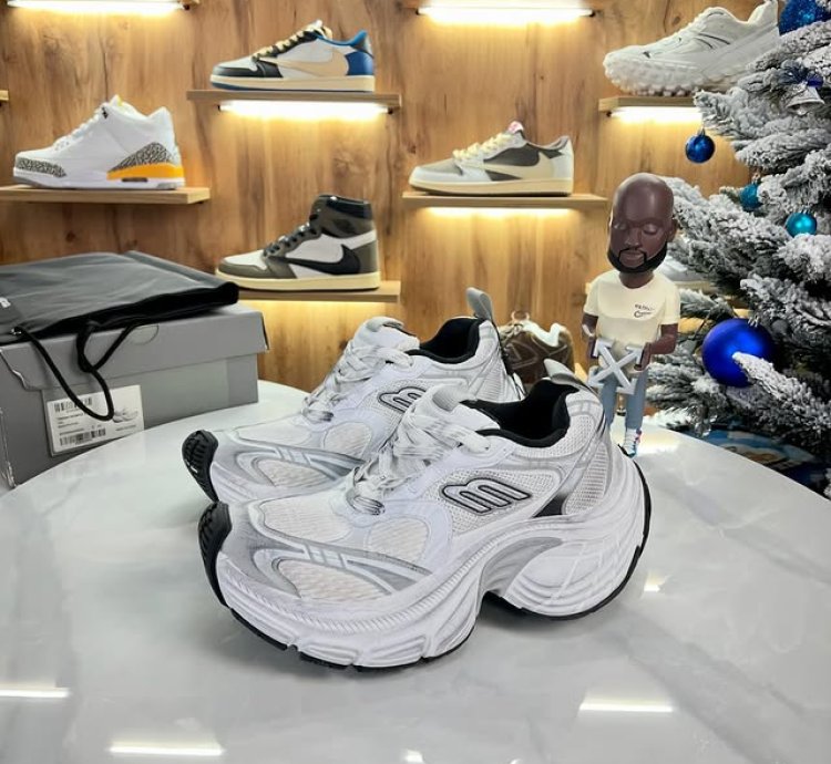 Balenciaga 10xl Sneaker Worn-out - White Black