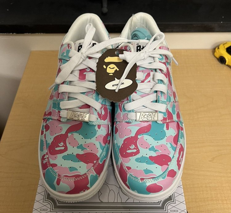 Bapesta Low M2 Miami 1st Anniversary