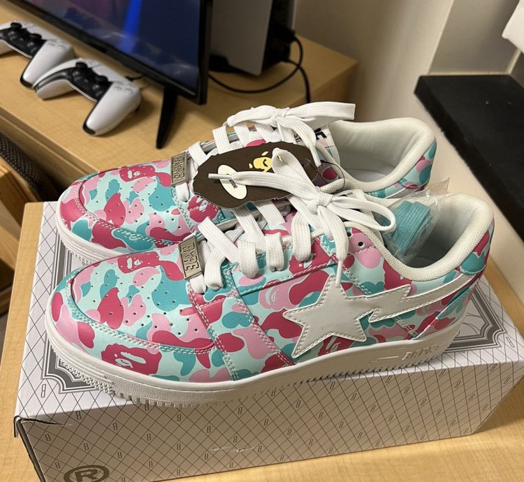 Bapesta Low M2 Miami 1st Anniversary