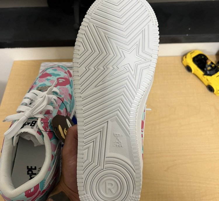 Bapesta Low M2 Miami 1st Anniversary