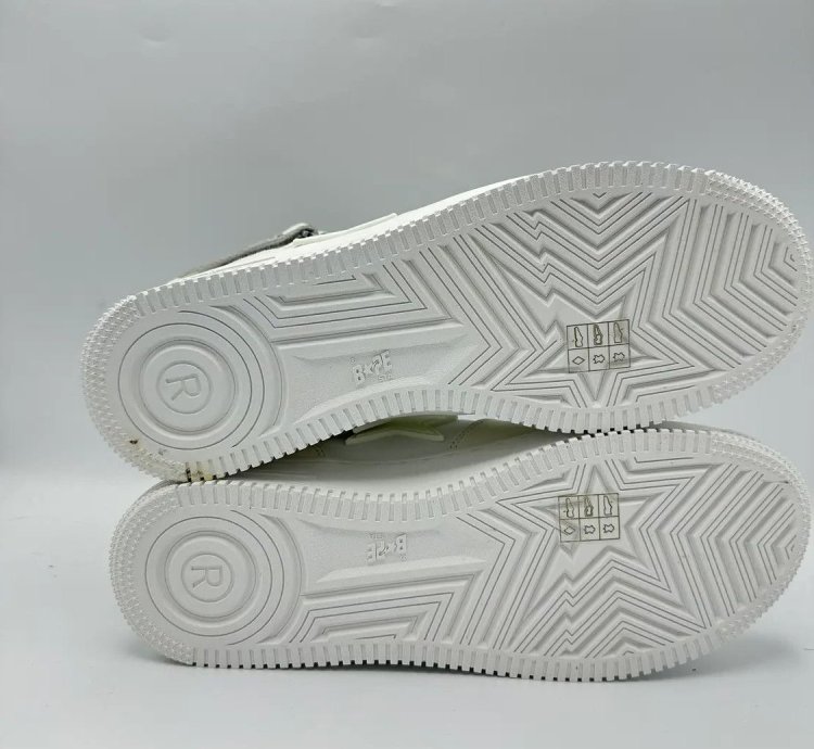 Bapesta Mid Triple White