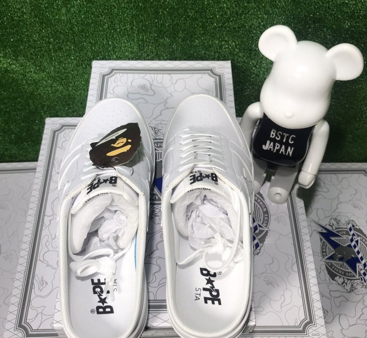 Bapesta Shoothing Polar Bear 1g80191010