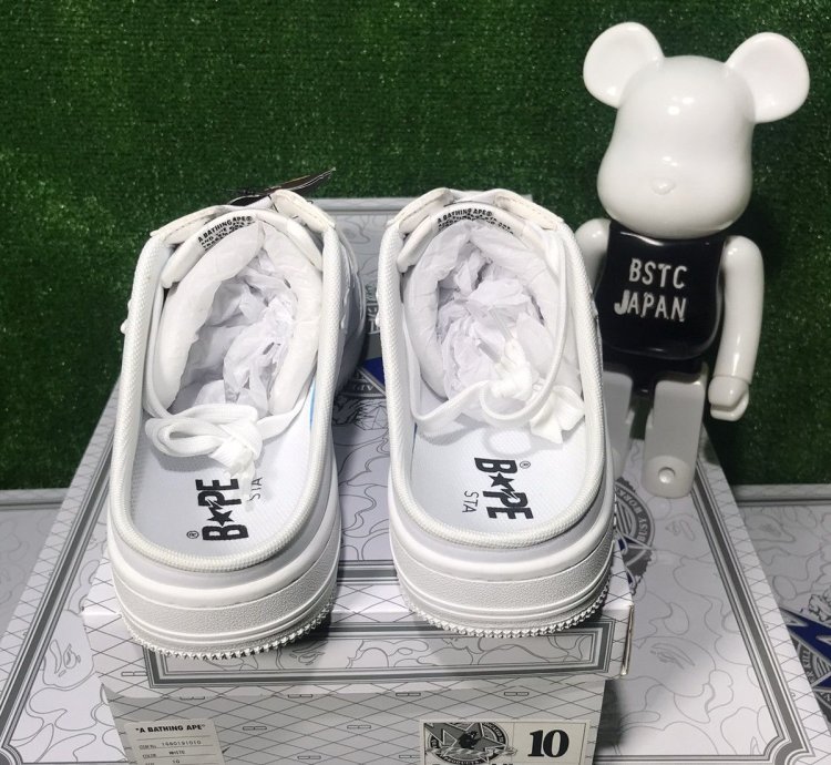 Bapesta Shoothing Polar Bear 1g80191010