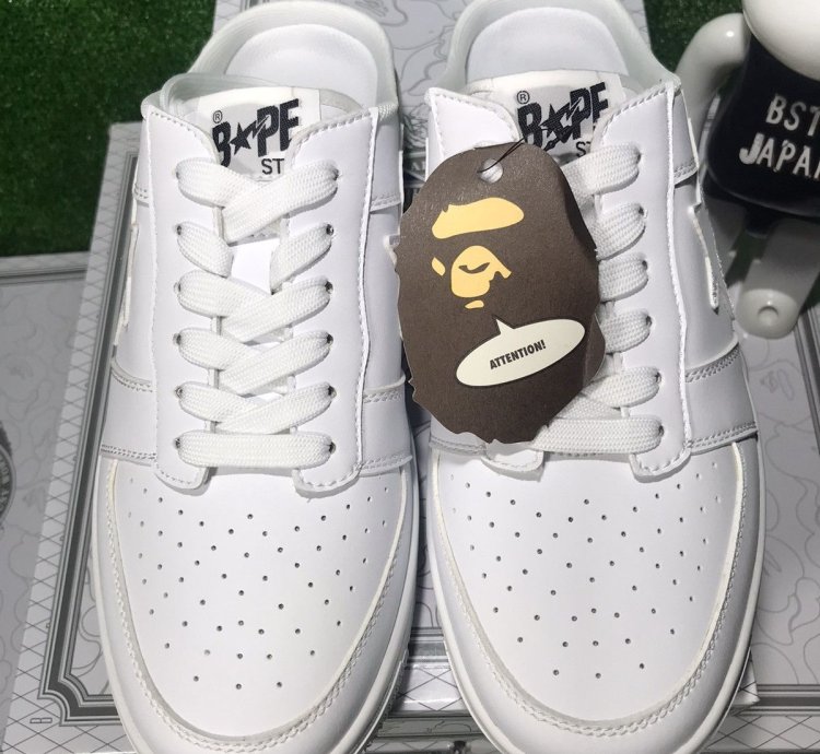 Bapesta Shoothing Polar Bear 1g80191010