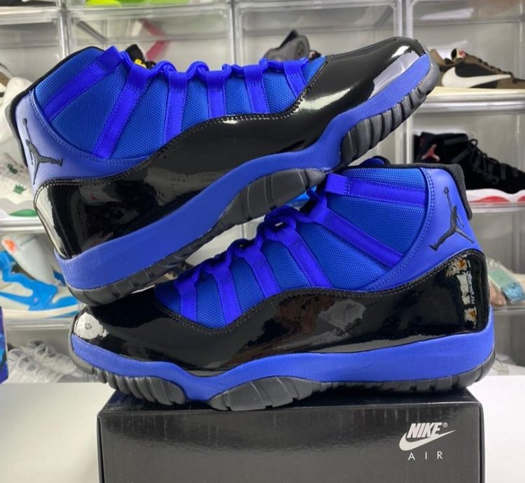 Jordan 11 Retro High Royal Blue Black