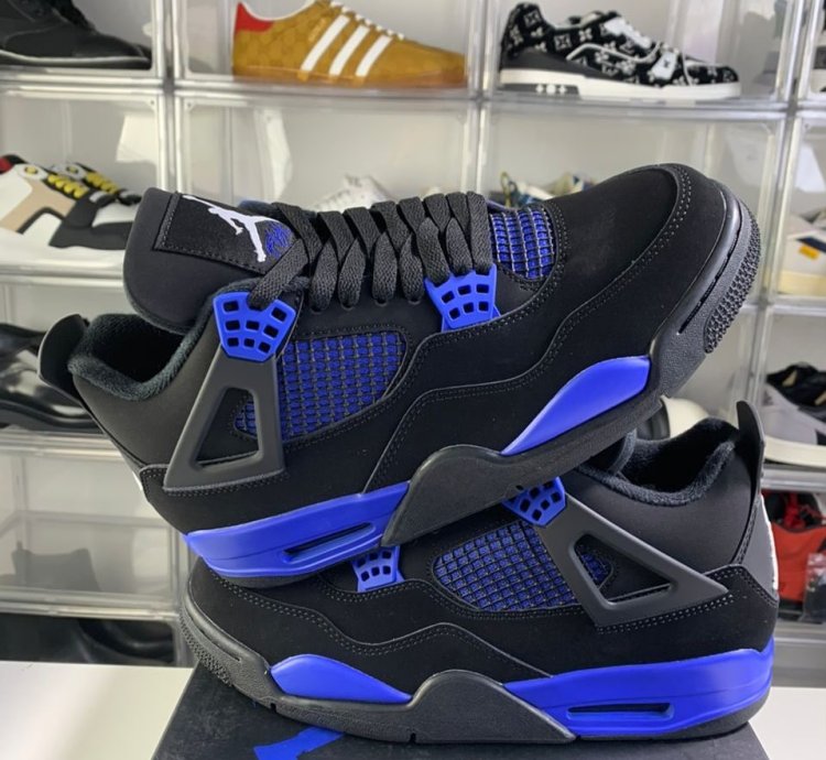 Jodan 4 Thunder Blue