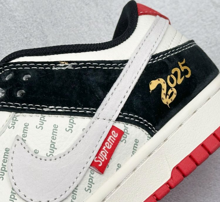 Nike Sb Dunk Low X Supreme Xf8698-040