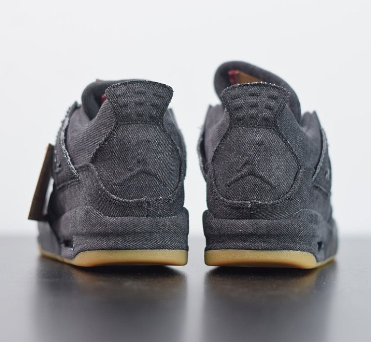 Nike Air Jordan 4 Retro Levis Black levis Tag