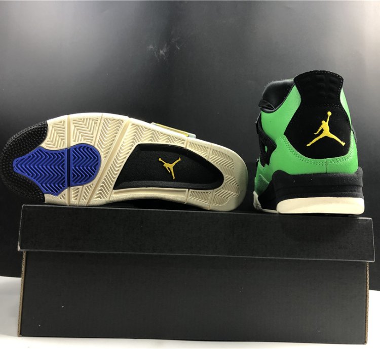 Nike Air Jordan 4 Retro Manila