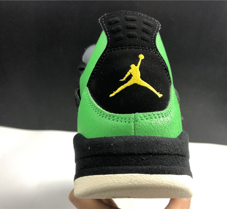 Nike Air Jordan 4 Retro Manila