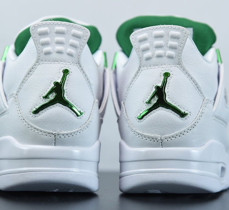 Nike Air Jordan 4 Retro Metallic Green