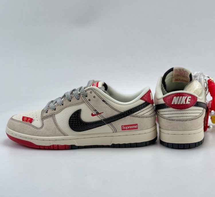 Nike Sb Dunk Low X Supreme Hh7518-030