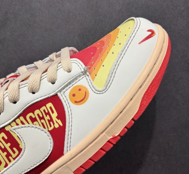 Nk Sb Dunk Low Pro Dv5744-166