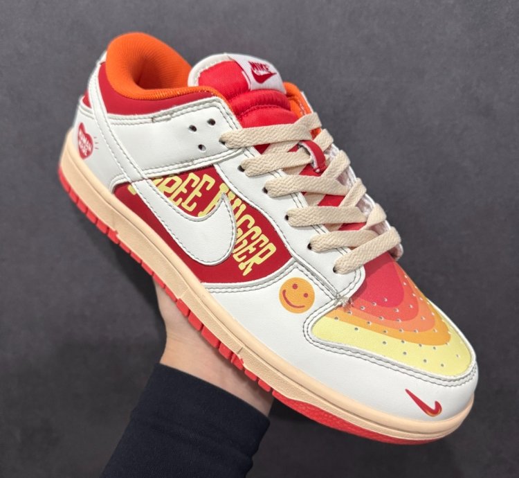 Nk Sb Dunk Low Pro Dv5744-166