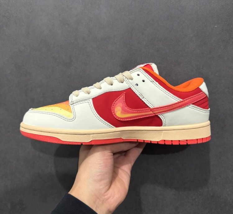 Nk Sb Dunk Low Pro Dv5744-166