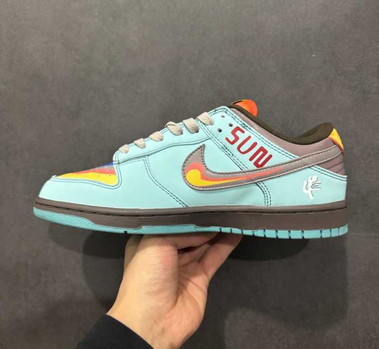 Nk Sb Dunk Low Pro Dv5744-476