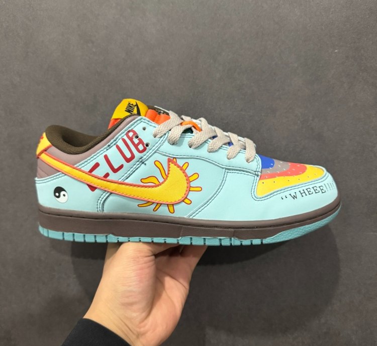 Nk Sb Dunk Low Pro Dv5744-476