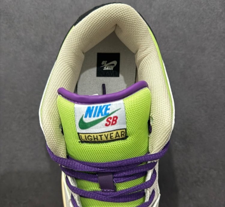 Nk Sb Dunk Low Pro Dunk Dv5744-351
