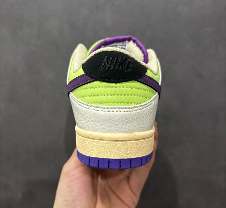 Nk Sb Dunk Low Pro Dunk Dv5744-351
