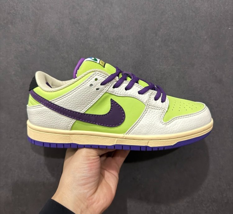Nk Sb Dunk Low Pro Dunk Dv5744-351