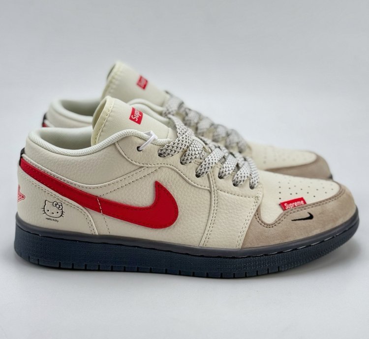 Ike Sb Dunk Low X Hello Kitty Xf8698-037