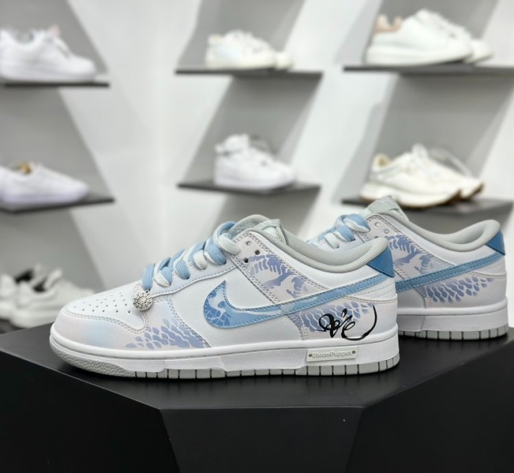 Sb Dunk Lowyear Of The Snake Dd1391-103