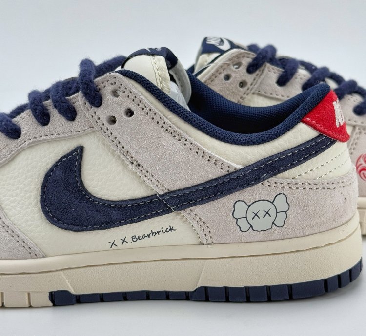 Nike Sb Dunk Low X Bearbrick Yx5066-249