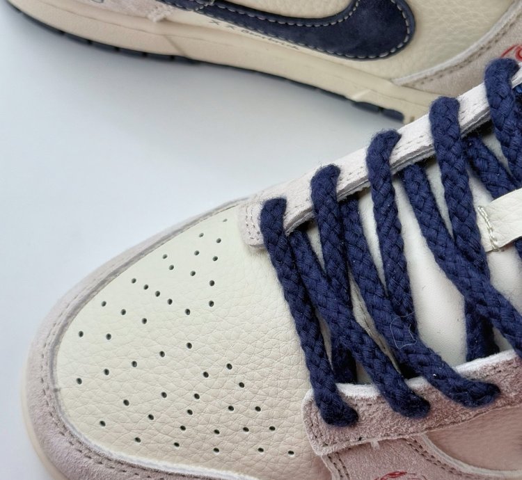 Nike Sb Dunk Low X Bearbrick Yx5066-249