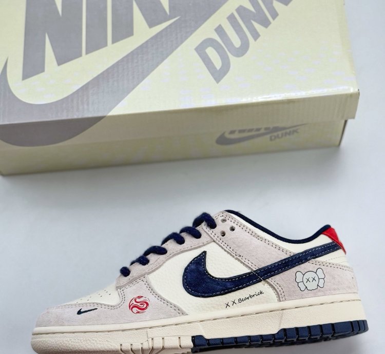 Nike Sb Dunk Low X Bearbrick Yx5066-249