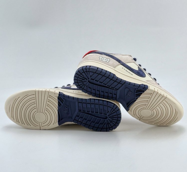 Nike Sb Dunk Low X Bearbrick Yx5066-249