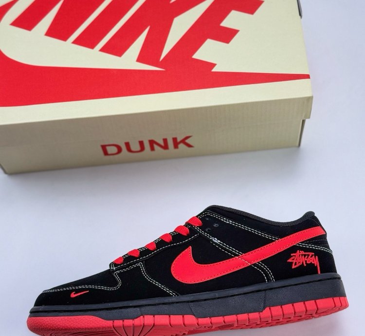 Nike Sb Dunk Low X Stussy Kk1333-028