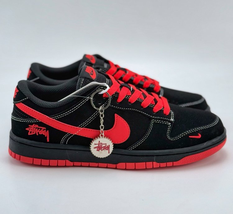Nike Sb Dunk Low X Stussy Kk1333-028