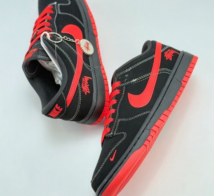 Nike Sb Dunk Low X Stussy Kk1333-028