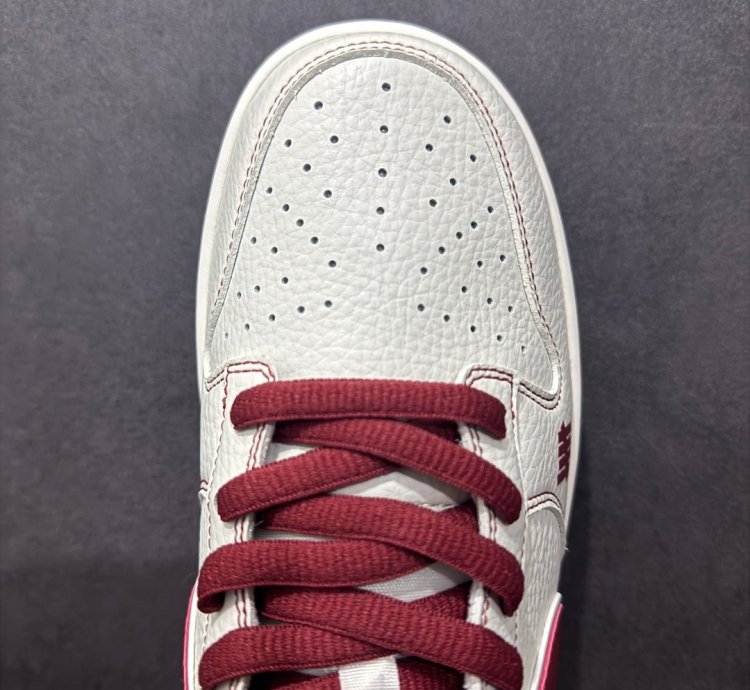 Nk Sb Dunk Low X Undefeated Un1697-655