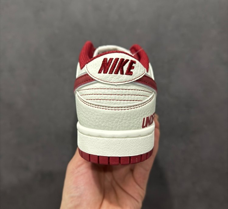 Nk Sb Dunk Low X Undefeated Un1697-655