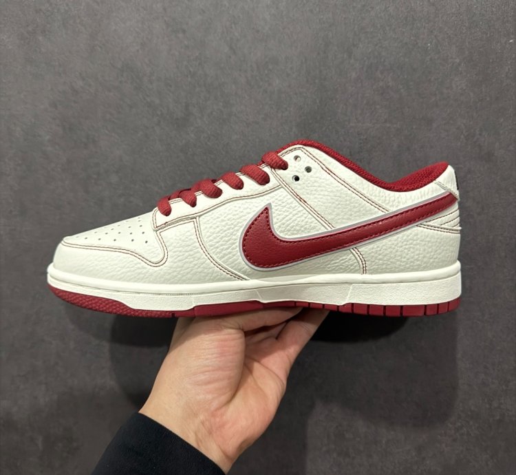 Nk Sb Dunk Low X Undefeated Un1697-655