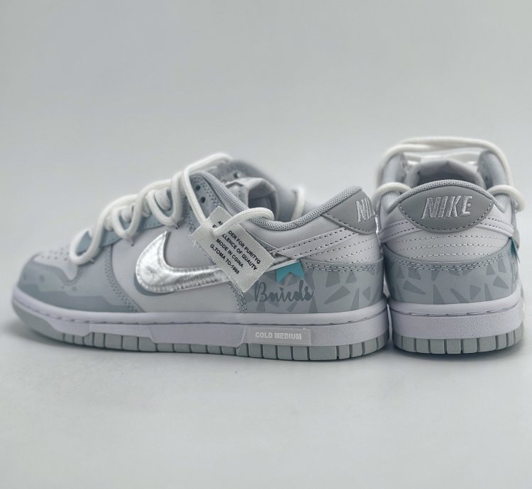 240 Nike Sb Dunk Low Silver Deconstruction Light Gray Blue Hf0730-160 -