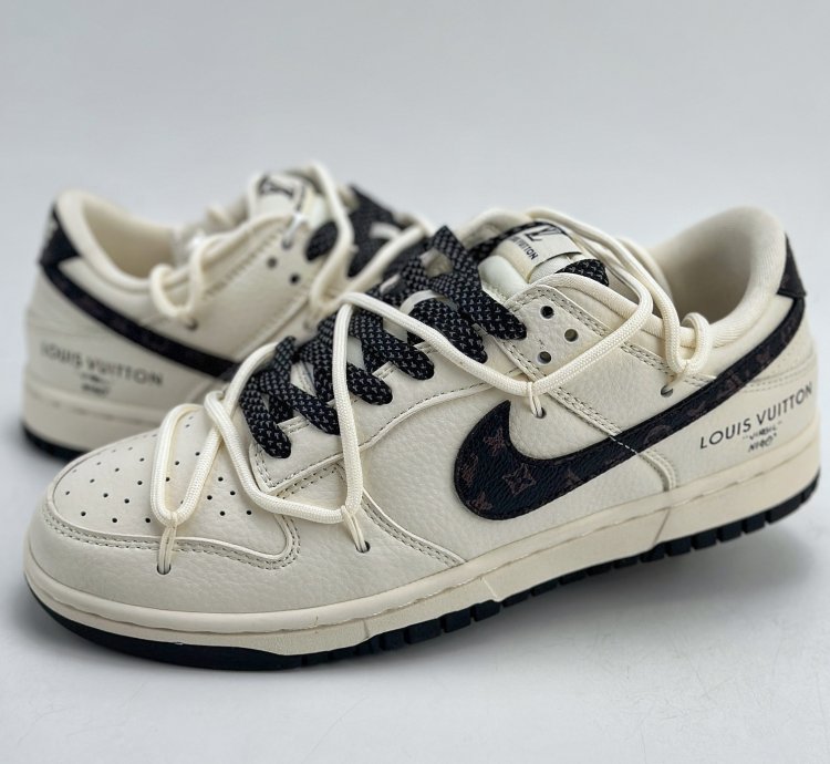 300 Nike Sb Dunk Low X Louis Vuitton White And Black Stars Jj5688-103 - H