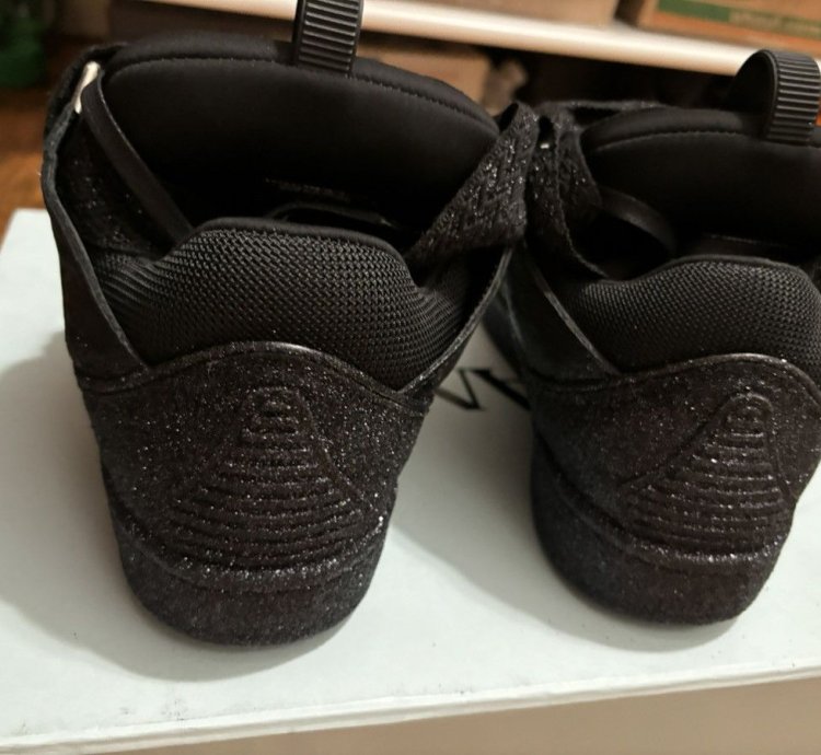 1400 Black Glitter Curb Sneakers