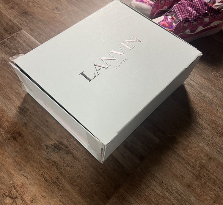Brand New Lanvin Curb Sneaker Pink