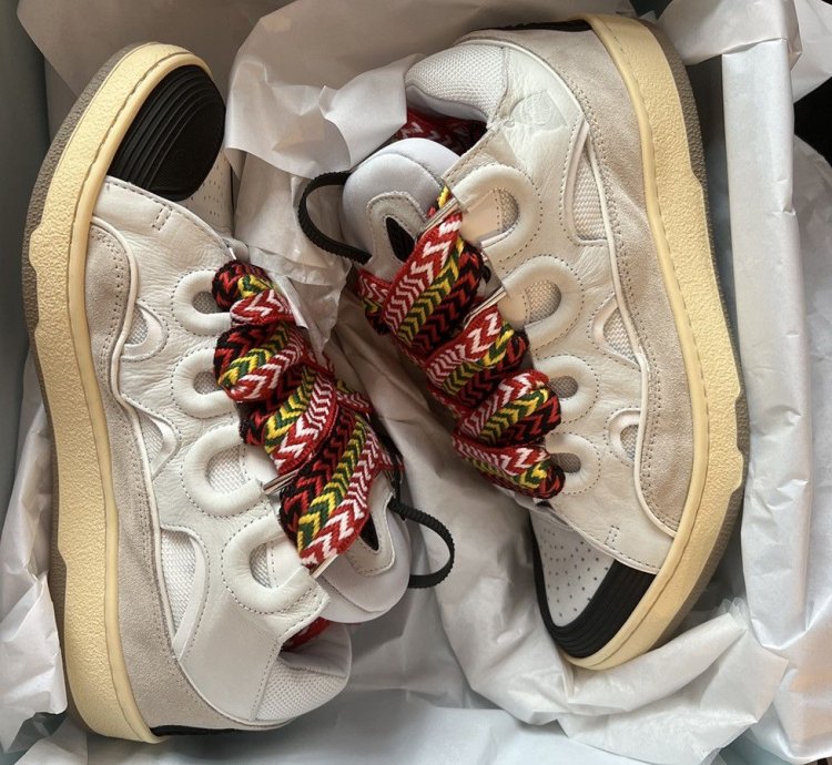 Brandnew Curb Sneaker